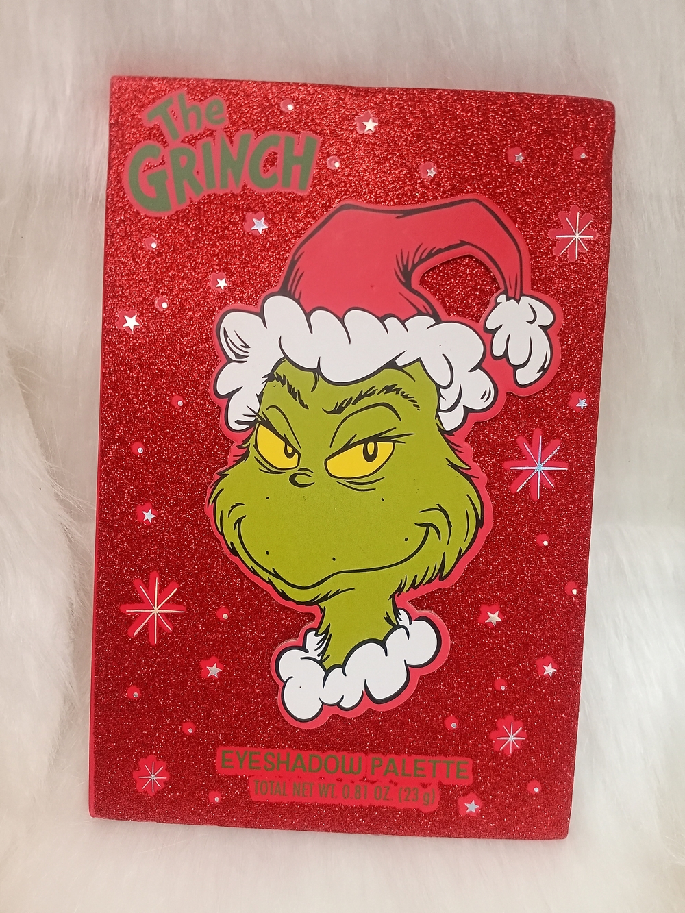 Taste Beauty The Grinch Eyeshadow Palette